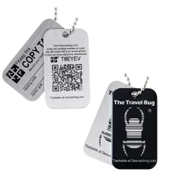 Geocaching QR Travel Bug® – Preto